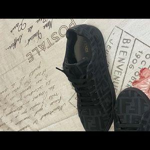 Size 9 Fendi Shoes $550 brand new